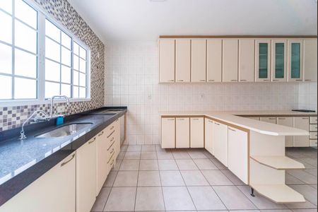 Casa à venda com 170m², 3 quartos e 3 vagasCozinha