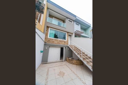 Casa à venda com 170m², 3 quartos e 3 vagasFachada