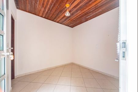 Casa à venda com 170m², 3 quartos e 3 vagasQuarto de Serviço