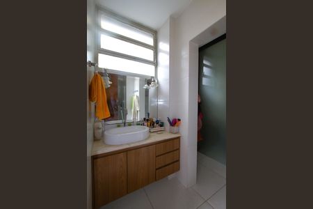 Apartamento à venda com 115m², 3 quartos e 1 vagaBanheiro da Suíte