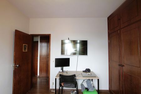 Apartamento à venda com 115m², 3 quartos e 1 vagaQuarto 2