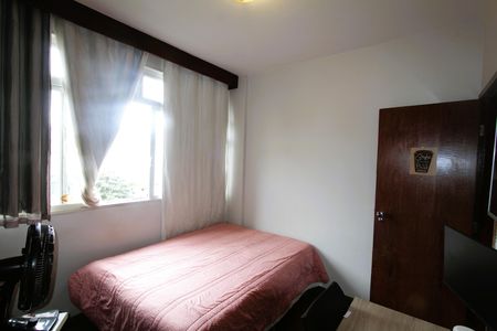 Apartamento à venda com 115m², 3 quartos e 1 vagaQuarto 2