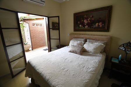 Casa à venda com 282m², 4 quartos e 2 vagasQuarto 4 - Suíte