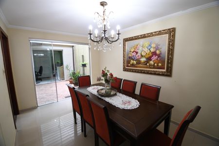Casa à venda com 282m², 4 quartos e 2 vagasSala de Jantar