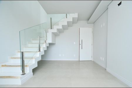 Apartamento à venda com 142m², 3 quartos e sem vagaSala 