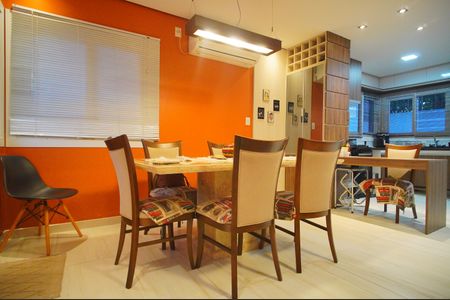 Casa de condomínio à venda com 100m², 3 quartos e 2 vagasSala