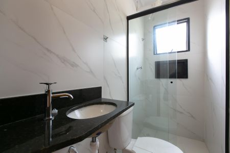 Apartamento para alugar com 38m², 2 quartos e sem vagaBanheiro 