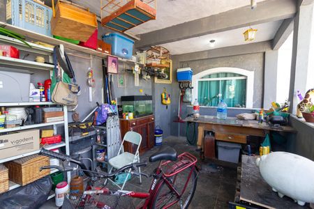 Casa à venda com 170m², 2 quartos e 1 vagaDepósito