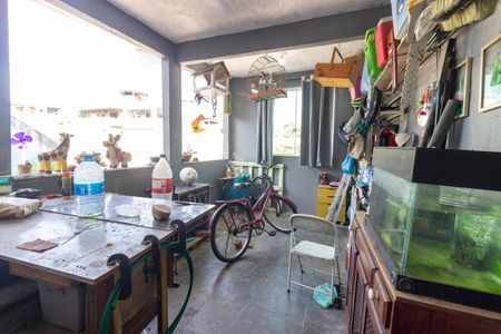 Casa à venda com 170m², 2 quartos e 1 vagaDepósito