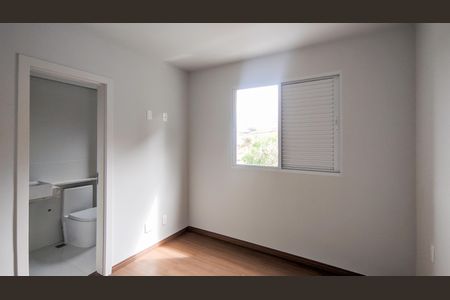 Apartamento à venda com 94m², 3 quartos e sem vagaQuarto