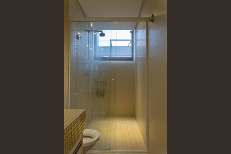 Apartamento à venda com 224m², 3 quartos e 3 vagasBanheiro da Suíte 1