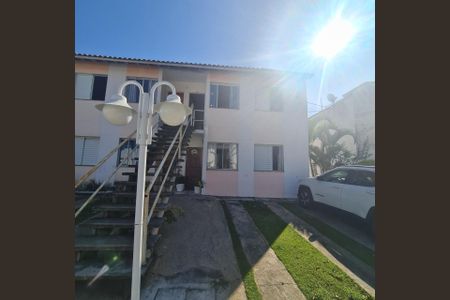 Casa de condomínio para alugar com 45m², 2 quartos e 1 vaga Casa de condomínio para alugar com 45m², 2 quartos e 1 vagaFachada