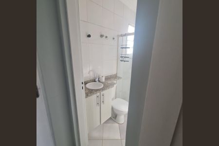 Casa de condomínio para alugar com 45m², 2 quartos e 1 vaga Casa de condomínio para alugar com 45m², 2 quartos e 1 vagaBanheiro