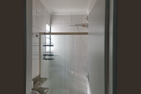 Casa de condomínio para alugar com 45m², 2 quartos e 1 vaga Casa de condomínio para alugar com 45m², 2 quartos e 1 vagaBanheiro