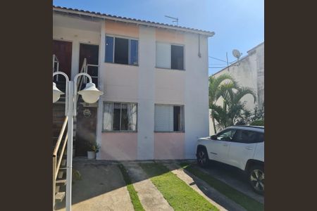 Casa de condomínio para alugar com 45m², 2 quartos e 1 vaga Casa de condomínio para alugar com 45m², 2 quartos e 1 vagaFachada