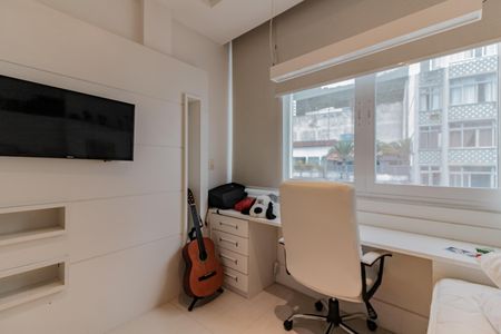 Apartamento à venda com 300m², 3 quartos e 1 vaga Apartamento à venda com 300m², 3 quartos e 1 vagaQuarto 1
