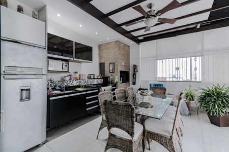 Apartamento à venda com 300m², 3 quartos e 1 vaga Apartamento à venda com 300m², 3 quartos e 1 vagaÁrea Gourmet / Churrasqueira