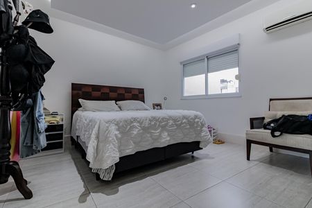 Apartamento à venda com 300m², 3 quartos e 1 vaga Apartamento à venda com 300m², 3 quartos e 1 vagaQuarto 3