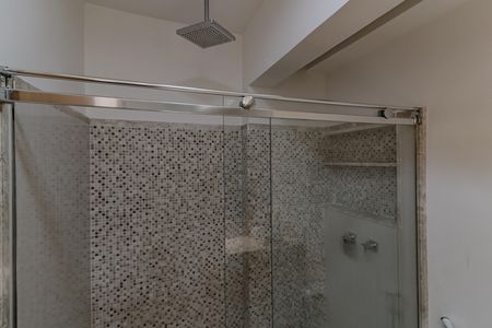 Apartamento à venda com 300m², 3 quartos e 1 vaga Apartamento à venda com 300m², 3 quartos e 1 vagaQuarto 1 - Banheiro