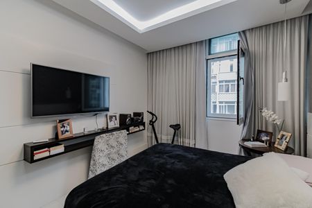 Apartamento à venda com 300m², 3 quartos e 1 vaga Apartamento à venda com 300m², 3 quartos e 1 vagaQuarto 2