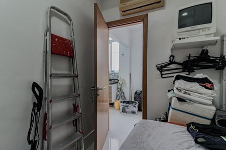 Apartamento à venda com 300m², 3 quartos e 1 vaga Apartamento à venda com 300m², 3 quartos e 1 vagaQuarto de Serviço