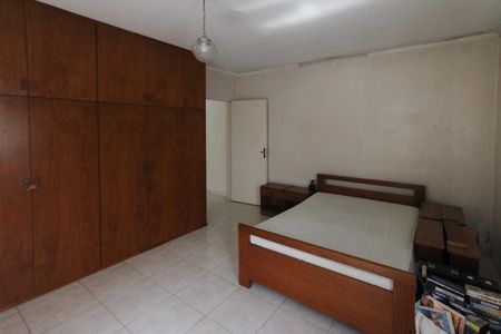 Casa à venda com 280m², 4 quartos e 3 vagasSuite