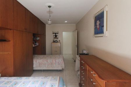 Casa à venda com 280m², 4 quartos e 3 vagasSuite 02