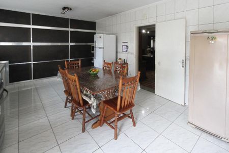 Casa à venda com 280m², 4 quartos e 3 vagasCozinha