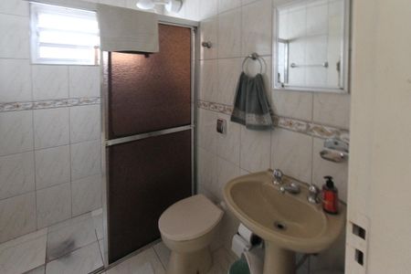 Casa à venda com 280m², 4 quartos e 3 vagasBanheiro social