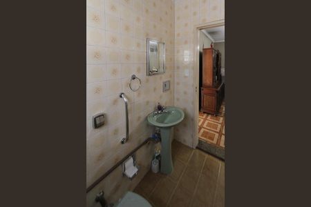 Casa à venda com 280m², 4 quartos e 3 vagasBanheiro