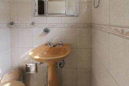 Casa à venda com 280m², 4 quartos e 3 vagasBanheiro da Suíte