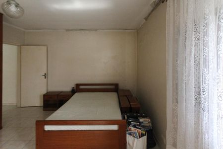 Casa à venda com 280m², 4 quartos e 3 vagasSuite