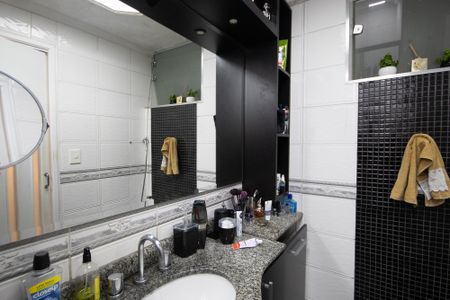 Apartamento à venda com 127m², 3 quartos e 2 vagasBanheiro 