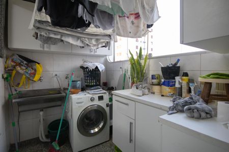 Apartamento à venda com 127m², 3 quartos e 2 vagasÁrea de Serviço