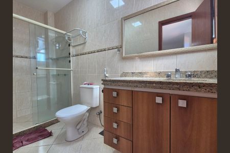 Apartamento à venda com 165m², 3 quartos e 2 vagasBanheiro da Suíte