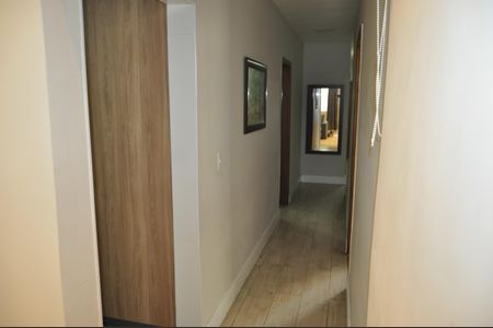 Casa de condomínio à venda com 120m², 3 quartos e 2 vagasCorredor