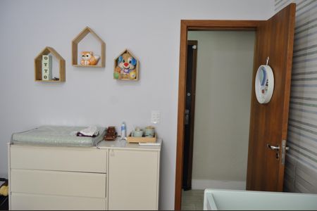 Casa de condomínio à venda com 120m², 3 quartos e 2 vagasQuarto 2