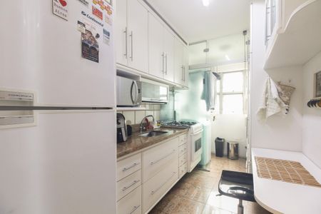 Apartamento à venda com 68m², 3 quartos e 2 vagasCozinha 