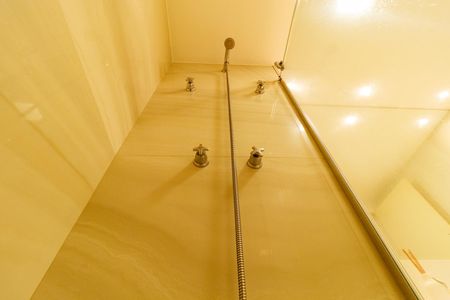 Apartamento à venda com 69m², 2 quartos e 1 vaga Apartamento à venda com 69m², 2 quartos e 1 vagaBanheiro da Suíte