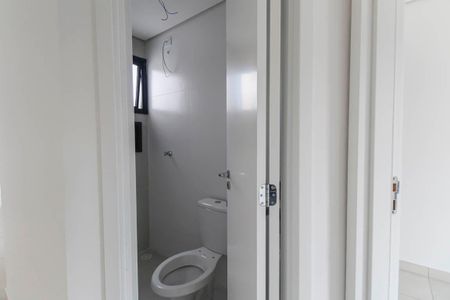 Apartamento à venda com 50m², 2 quartos e 2 vagas Apartamento à venda com 50m², 2 quartos e 2 vagasBanheiro