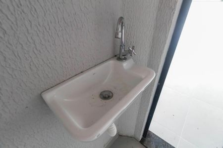 Apartamento à venda com 50m², 2 quartos e 2 vagas Apartamento à venda com 50m², 2 quartos e 2 vagasBanheiro de Serviço