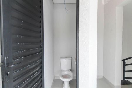 Apartamento à venda com 50m², 2 quartos e 2 vagas Apartamento à venda com 50m², 2 quartos e 2 vagasBanheiro de Serviço