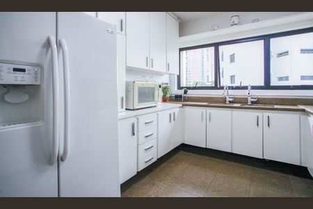 Apartamento à venda com 300m², 5 quartos e 4 vagasFoto 15