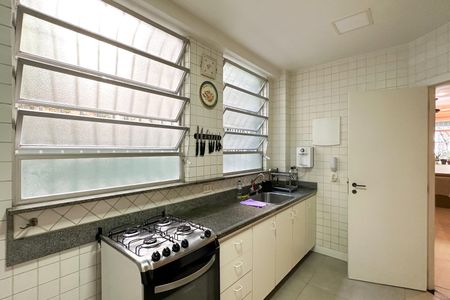 Apartamento à venda com 140m², 2 quartos e sem vagaCozinha