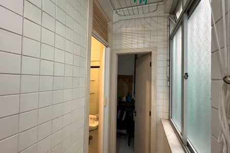 Apartamento à venda com 140m², 2 quartos e sem vagaÁrea de Serviço