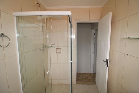 Casa à venda com 125m², 4 quartos e 2 vagasBanheiro