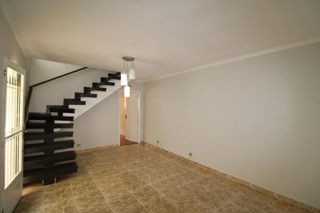 Casa à venda com 125m², 4 quartos e 2 vagasSala