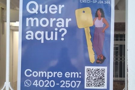 Casa à venda com 125m², 4 quartos e 2 vagasFachada