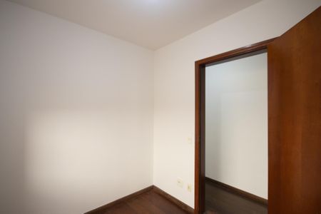 Casa para alugar com 220m², 3 quartos e 2 vagas Casa para alugar com 220m², 3 quartos e 2 vagasQuarto 2