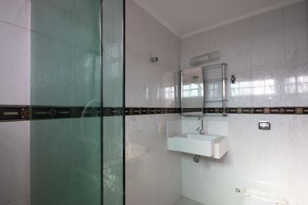 Casa para alugar com 220m², 3 quartos e 2 vagas Casa para alugar com 220m², 3 quartos e 2 vagasBanheiro da Suíte